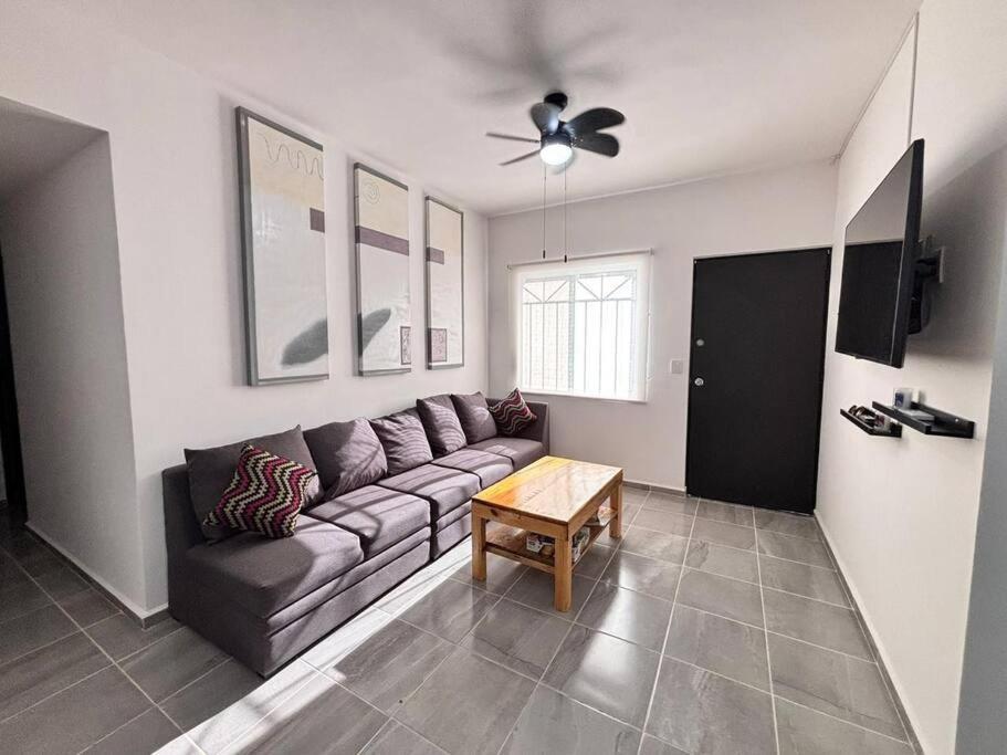 New 3 Bedroom Cozy In *