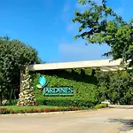 New 3 Bedroom Cozy Apartment In Playa Del Carmen